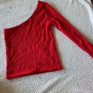Red asymmetrical polyester glitter shirt